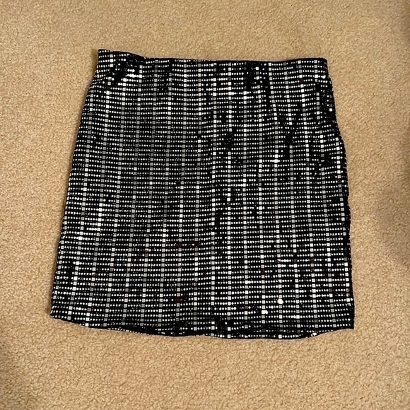 Sparkly Black stretchy skirt - Picture 1 of 1